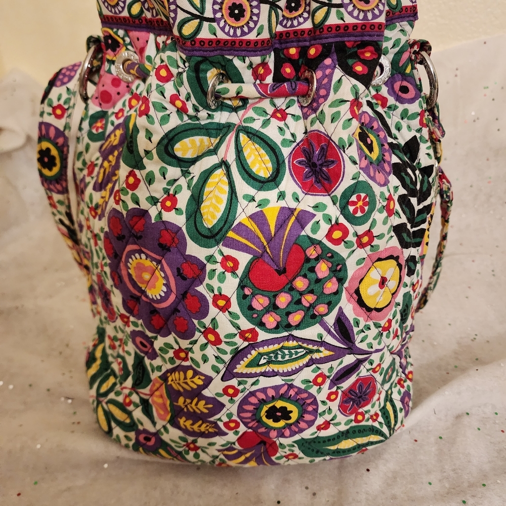 Vera Viva Le Vera bucket crossbody shoulder bag - Picture 6 of 8